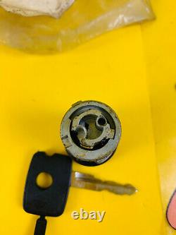 New + Orig Opel Ascona B Manta B Key Cylinder Ignition Incl. Key NOS